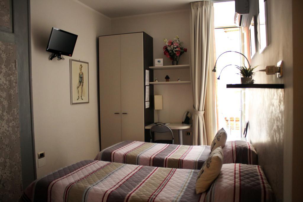 B&B Napoli Plebiscito Zimmer foto